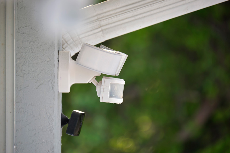 vent - How can I remove a mouse stuck in the air duct above a kitchen  exhaust fan with built-in microwave? - Home Improvement Stack Exchange